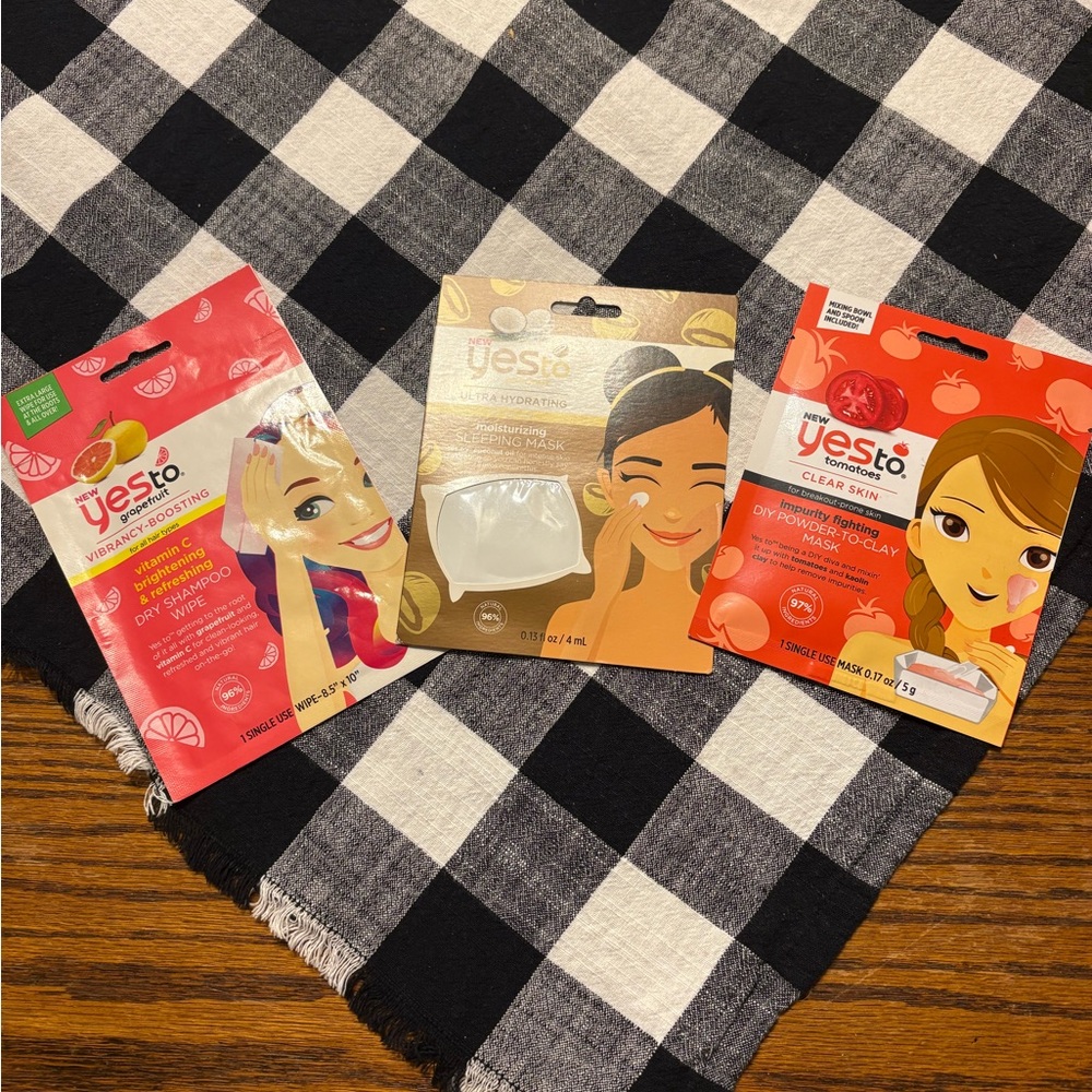 Yes To Mask Trio Bundle - Picture 2 of 8